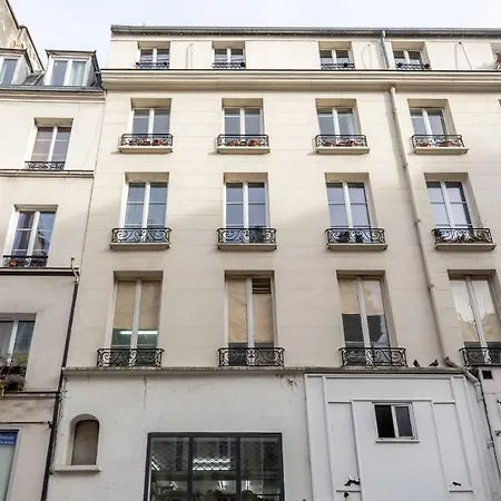 Appartement 114 - Urban Saint Denis Couture Parijs