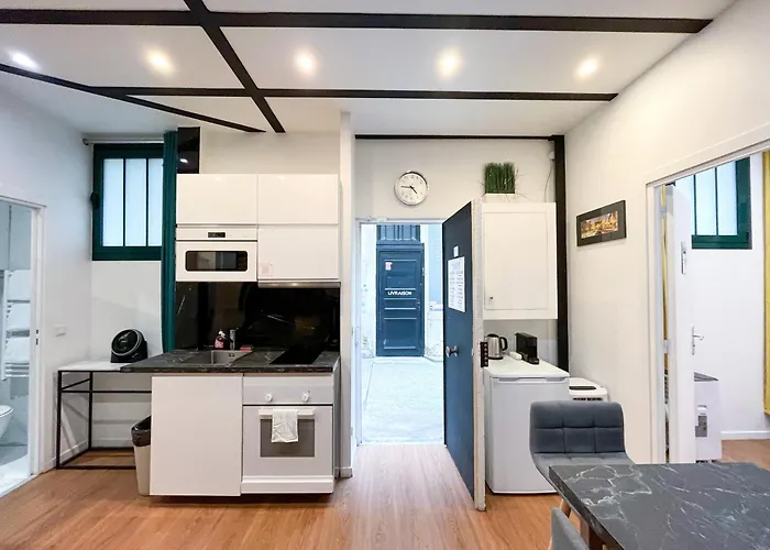 Appartement 114 - Urban Saint Denis Couture Parijs